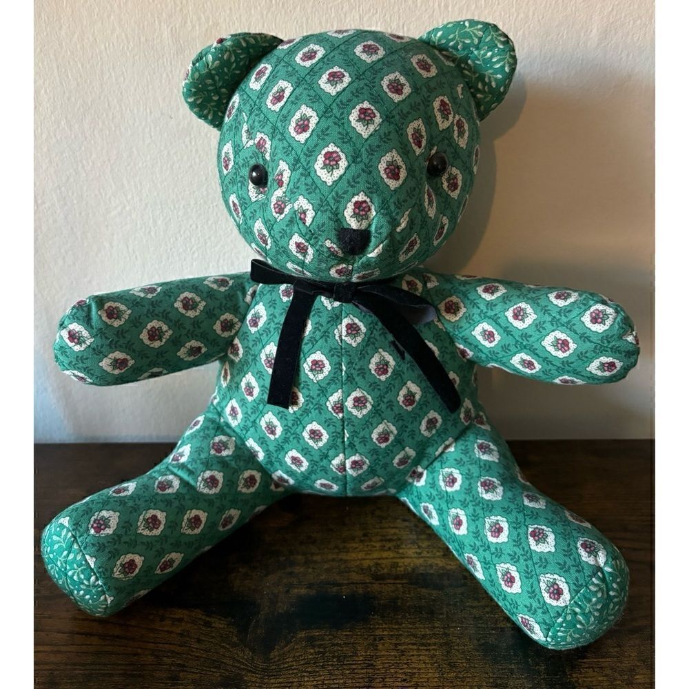 Vintage Vera Bradley Kelly Bear 11" in Greenfield pattern/ excellent
